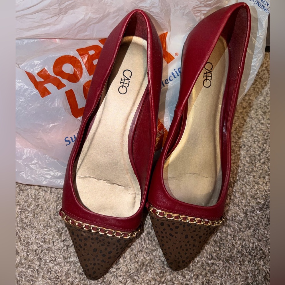 Cato Red and Brown Heels with Chain Detail